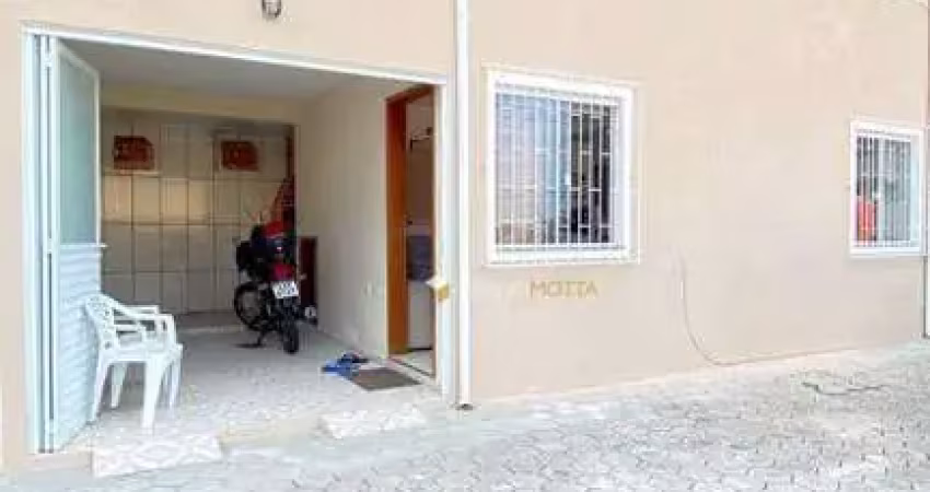 Sobrado com 2 dormitórios à venda, 67 m² por R$ 400.000,00 - Ipiranga - São José/SC