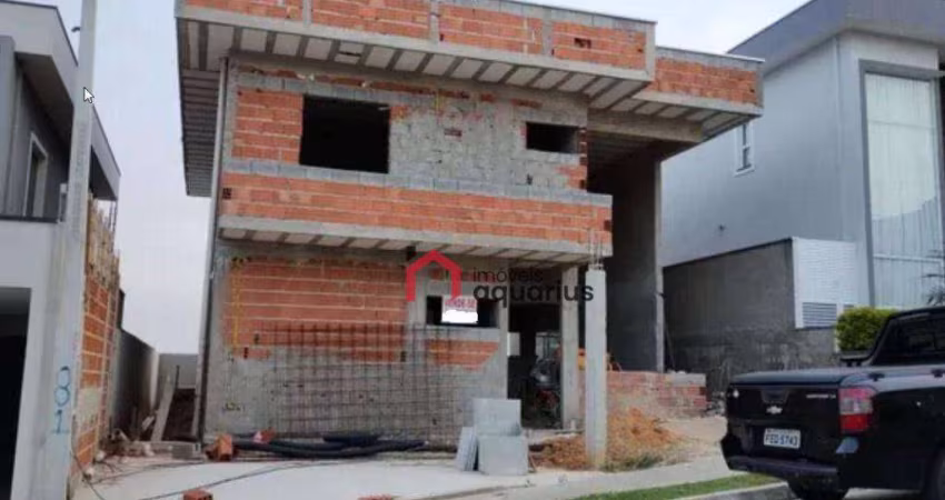 Sobrado com 4 dormitórios à venda, 230 m² por R$ 950.000,00 - Condomínio Residencial Mantiqueira - São José dos Campos/SP
