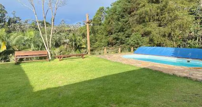 Chácara com 3 dormitórios à venda, 6700 m² por R$ 1.200.000,00 - Vila Dirce - São José dos Campos/SP