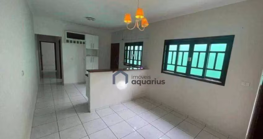 Casa com 3 dormitórios à venda, 110 m² por R$ 620.000 - Parque Industrial - São José dos Campos/SP