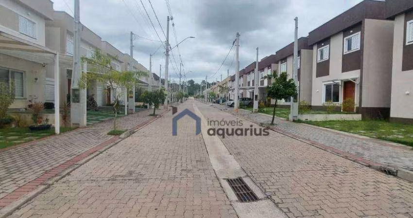 Sobrado com 3 dormitórios à venda, 90 m² por R$ 410.000,00 - Piracangaguá - Taubaté/SP