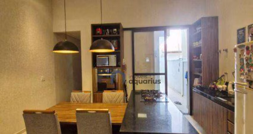 Casa com 3 dormitórios à venda, 124 m² por R$ 690.000,00 - Bosque dos Eucaliptos - São José dos Campos/SP