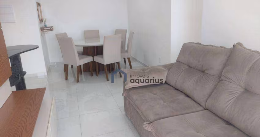 Apartamento com 3 dormitórios para alugar, 72 m² no Centro - Jacareí/SP