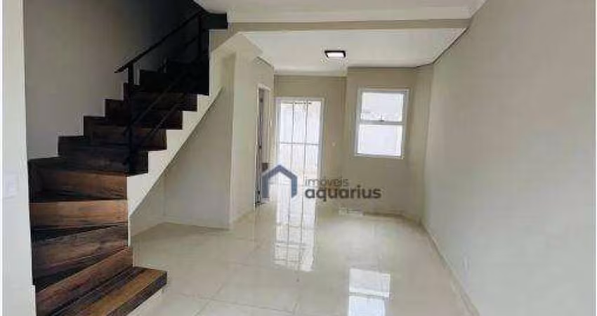 Sobrado com 2 dormitórios à venda, 56 m² por R$ 275.000,00 - Loteamento Jardim Helena - São José dos Campos/SP