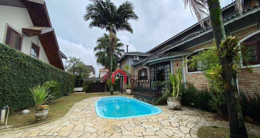 Casa no Condomínio Altos da Serra IV com 3 dormitórios à venda, 540 m² por R$ 1.915.000 - Urbanova - São José dos Campos/SP