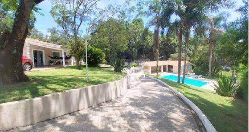 Casa com 3 dormitórios à venda, 200 m² por R$ 2.690.000,00 - Bosque dos Eucaliptos - São José dos Campos/SP