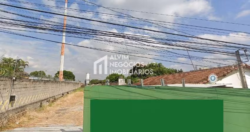 TERRENO - Centro - Espaço para projetos comerciais ou residenciais