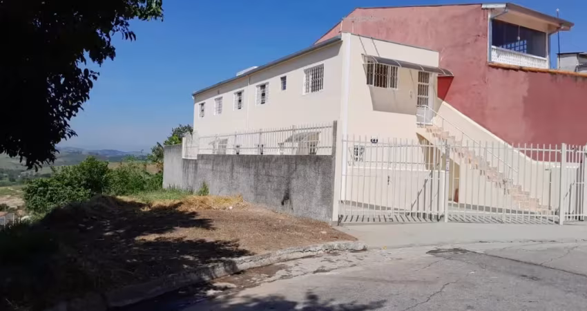Casa 3 Dorm + Suíte 80 m² – Prédio Novo - 2 Apartamentos Independente