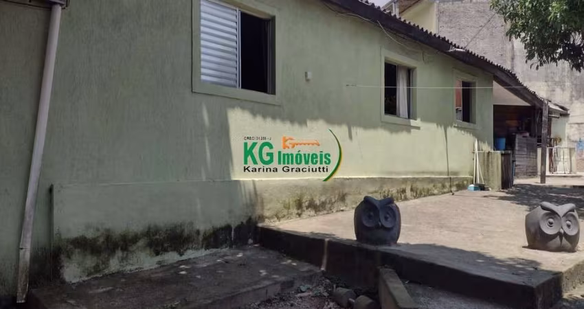 CASA/TERRENO COM 5 DORMITÓRIOS | 2 VAGAS - PRÓX A PRAÇA JOSÉ PEDRO DE ALCANTARA - 439 MTS - A VENDA - PARQUE ORATÓRIO - SANTO ANDRÉ/SP.