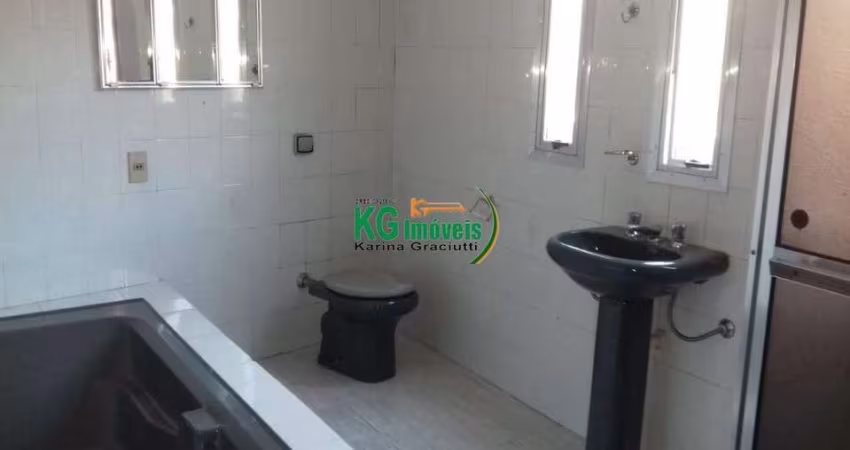 SOBRADO COM 3 DORM | WC COM HIDRO - 2 VAGAS - 251 MTS - A VENDA POR R$ 650.000,00 - VILA ASSIS BRASIL - MAUÁ/SP.