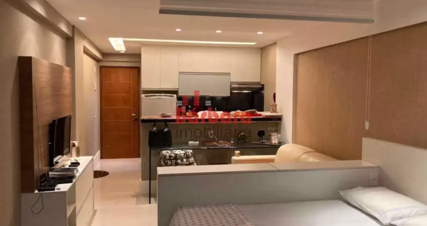 Flat com 1 quarto para alugar na Rua Projetada Qd 141, Camboinhas, Niterói