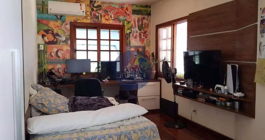 Casa com 7 quartos, Camboinhas, Niterói - R$ 1.47 mi, Cod: 6261