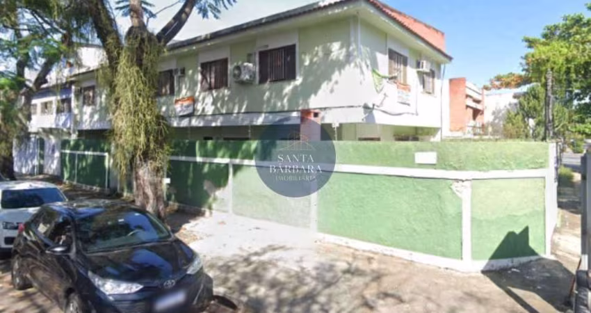 Casa com 6 quartos, São Francisco, Niterói - R$ 1.75 mi, Cod: 6267