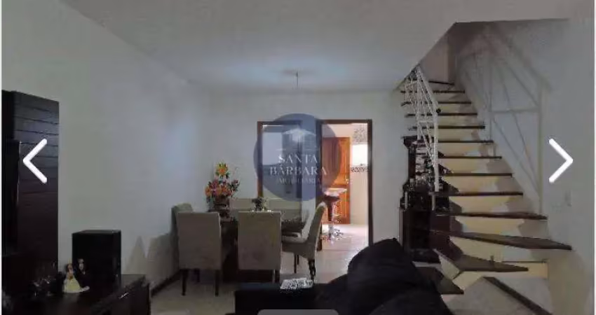 Casa com 3 quartos para alugar na Rua Portugal, Maria Paula, Niterói