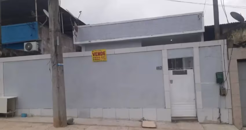 Casa linear 02 dormitórios com quintal,  bairro valverde, nova iguaçu /rj.