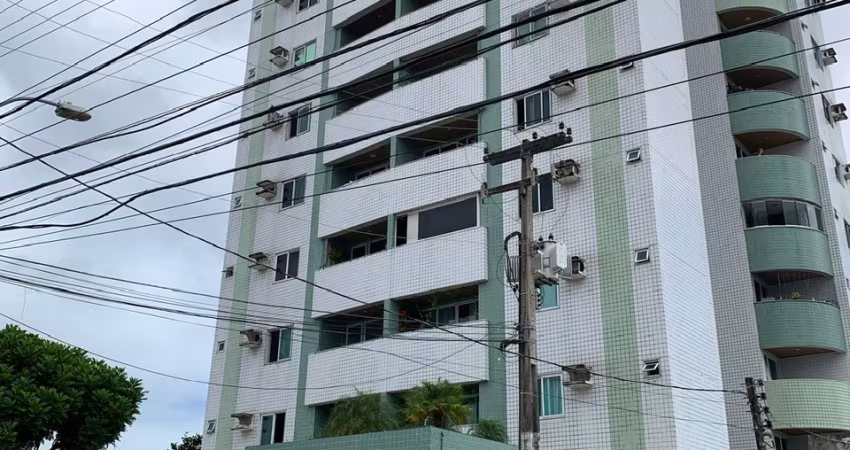 Aptº 2/4 na Jatiúca