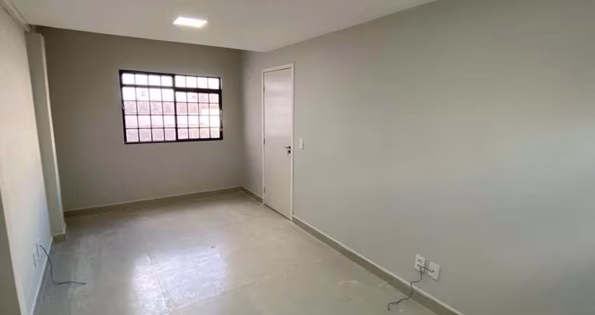 Loja com 40 m² e um estacionamento gigante! Venda por R$ 1.500.000, ou aluguel por R$ 5.000/mês - Jardim Palmares - Londrina/PR