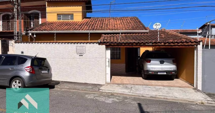 Vende-se Casa, 3 Dormitórios, 1 Suíte, Área Gourmet, 125m² por R$ 600.000,00 - Vila Lavínia, Mogi das Cruzes