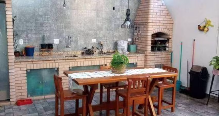 Vende-se Casa, 2 Dormitórios, 2 Banheiros, Com Garagem por R$ 530.000,00 – Condomínio Jardim Europa, Mogi das Cruzes/SP
