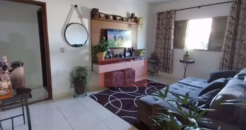 Casa com 3 quartos à venda na Rua Nilo Bettoni, 202, Jardim Delta, Londrina