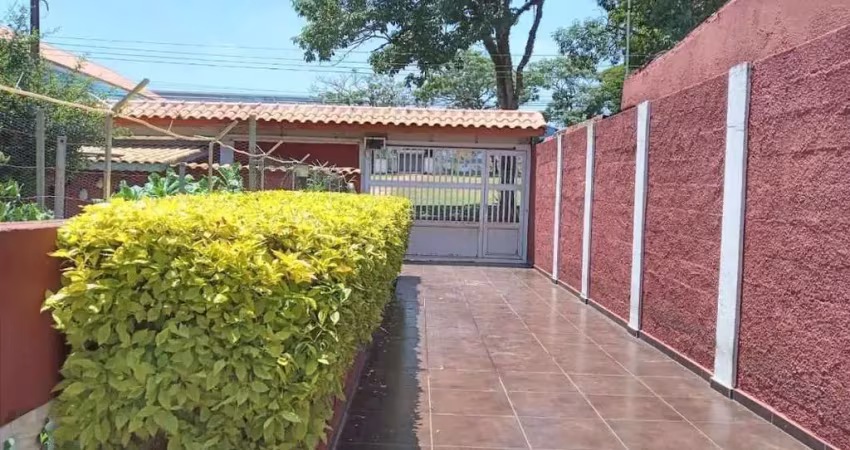 Casa com 3 quartos à venda no Jardim Casa Branca, Suzano 