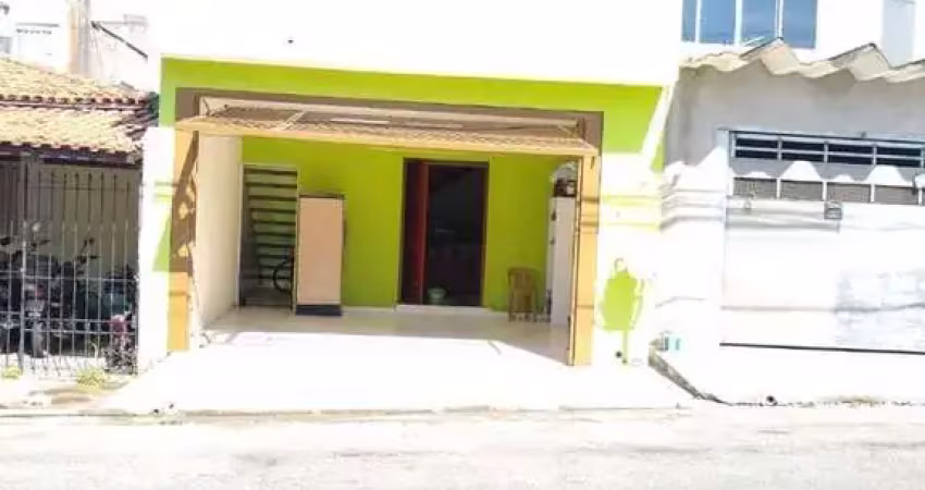 Casa com 2 quartos à venda na Vila Figueira, Suzano 