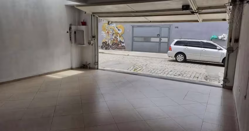 Casa com 3 quartos à venda na Vila Urupês, Suzano 
