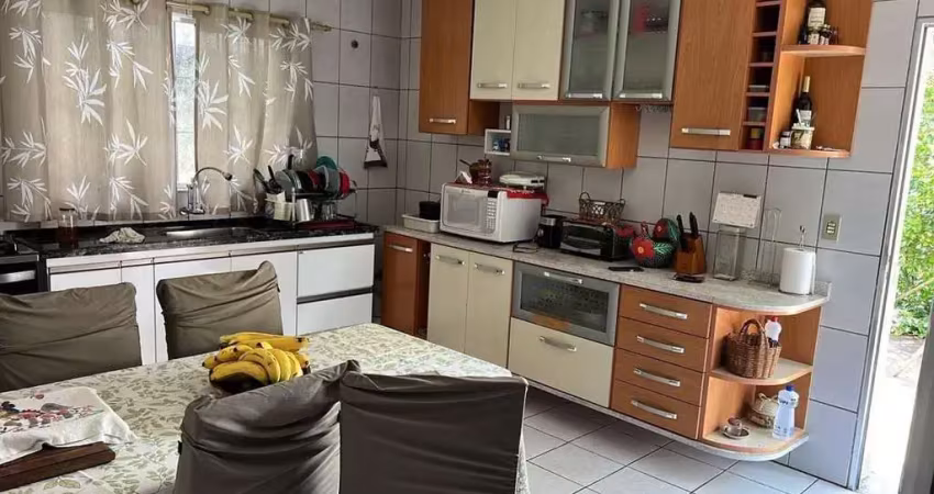 Casa com 2 quartos à venda na Cidade Boa Vista, Suzano 