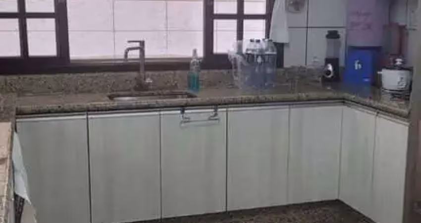 Casa com 4 quartos para alugar no Jardim dos Ipês, Suzano 