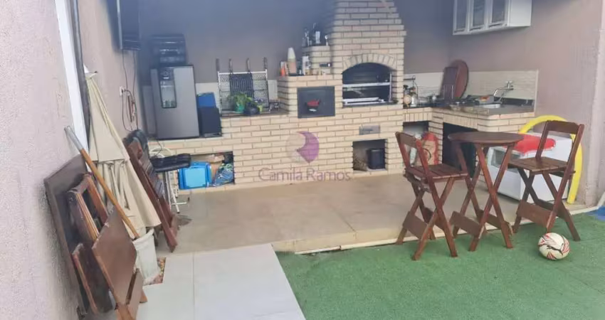 Sobrado com 2 quartos, vila caputera - mogi das cruzes