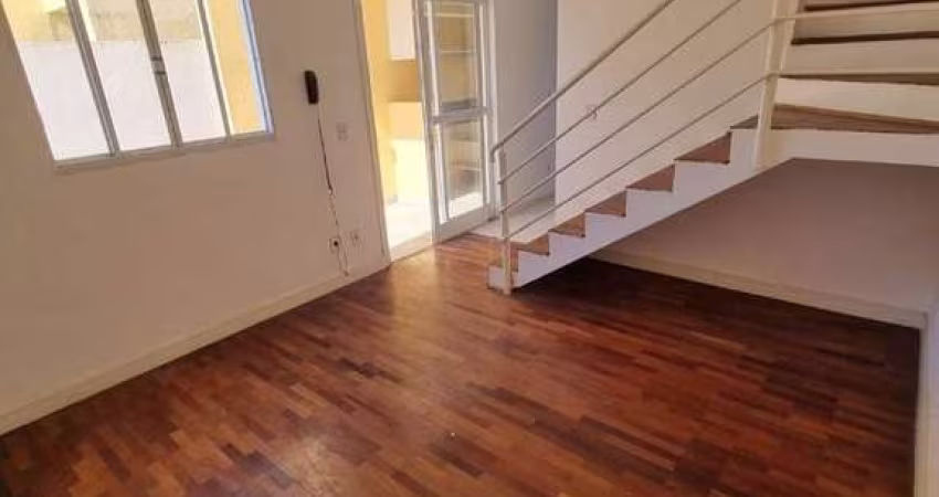 Sobrado com 2 dormitórios à venda, 95 m² por R$ 290.000,00 - Caxangá - Suzano/SP