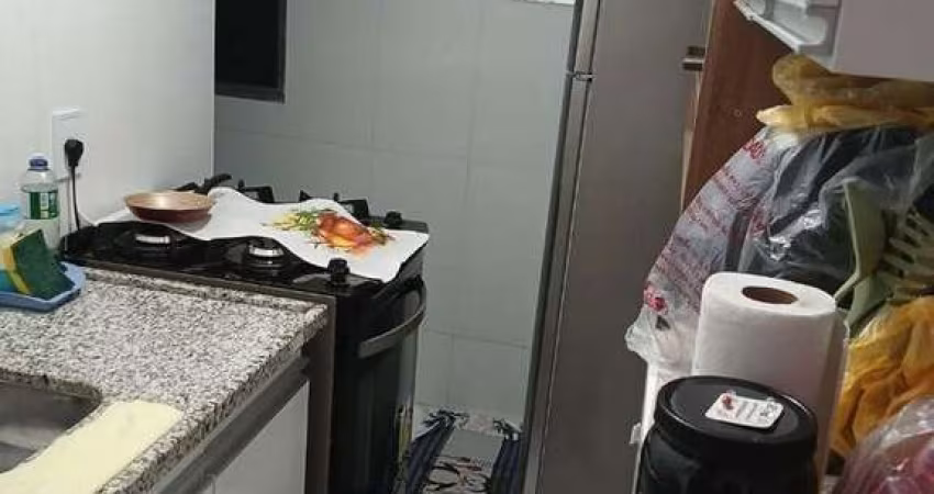 Apartamento com 2 dormitórios à venda, 45 m² por R$ 180.000,00 - Jardim Santa Teresa - Mogi das Cruzes/SP