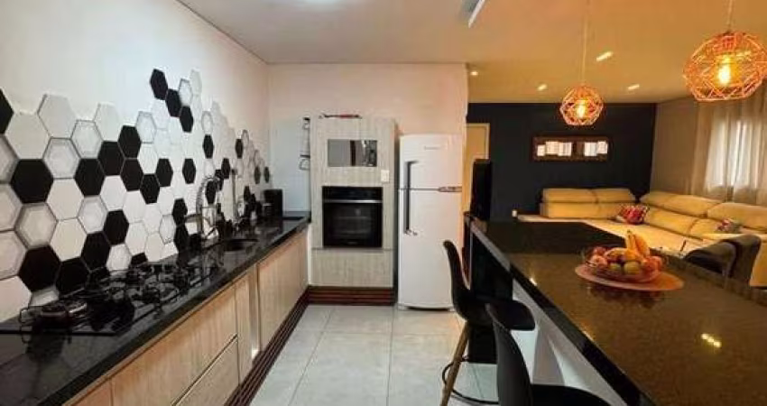 Sobrado com 4 dormitórios à venda, 300 m² por R$ 850.000,00 - Jardim Quaresmeira III - Suzano/SP