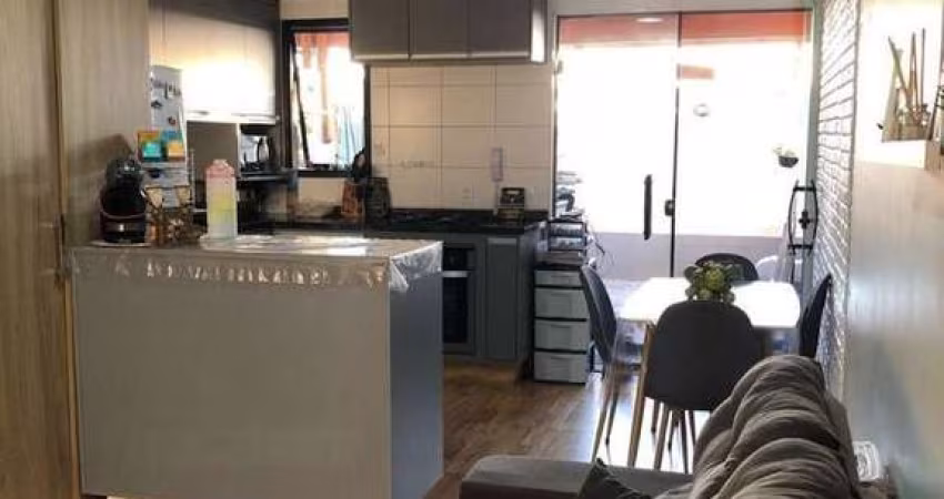 Sobrado com 2 dormitórios à venda, 78 m² por R$ 477.000,00 - Jardim Modelo - Suzano/SP