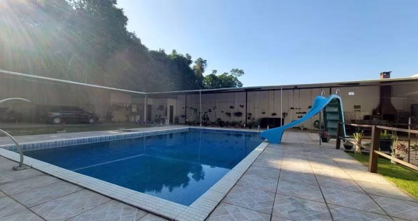 Chácara com 4 dormitórios à venda, 1000 m² por R$ 690.000,00 - Parque Cerejeiras - Suzano/SP