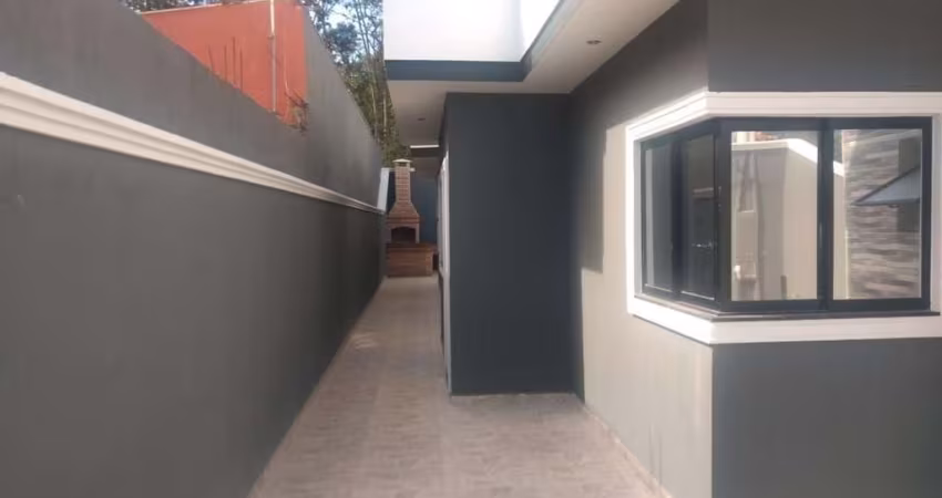 Casa com 3 dormitórios à venda, 83 m² por R$ 440.000,00 - Chácara Holiday - Itaquaquecetuba/SP