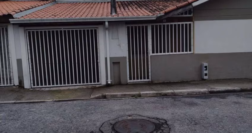 Casa com 2 dormitórios à venda, 50 m² por R$ 240.000,00 - Água Vermelha - Poá/SP