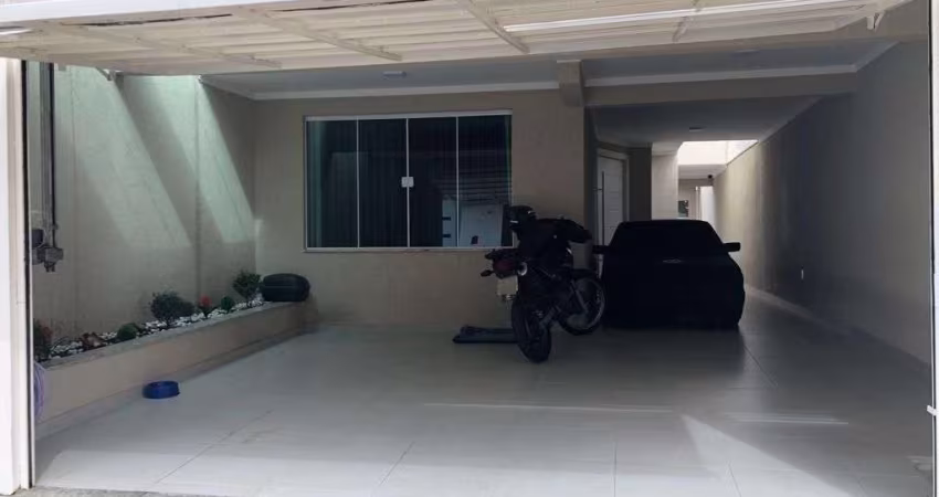 Sobrado com 3 dormitórios à venda, 200 m² por R$ 779.000,00 - Jardim Márcia - Suzano/SP
