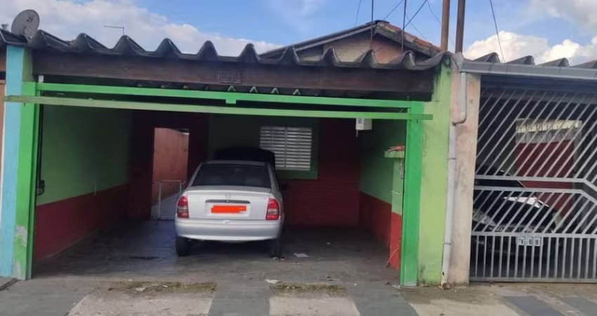 Casa com 2 dormitórios à venda por R$ 380.000,00 - Vila Maria de Maggi - Suzano/SP