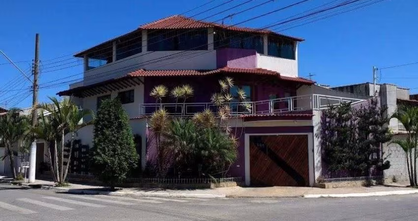Sobrado com 4 dormitórios à venda, 380 m² por R$ 1.080.000,00 - Jardim dos Ipês - Suzano/SP