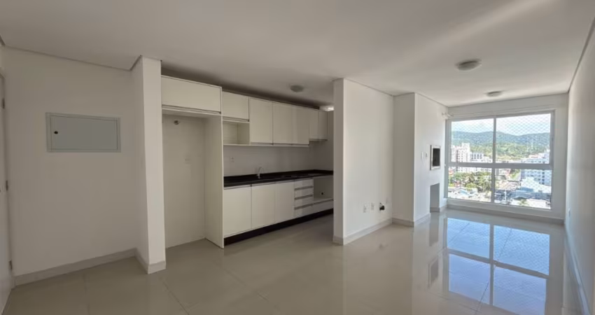 Aprtamento de 2 Dormitórios  na Vila Operária