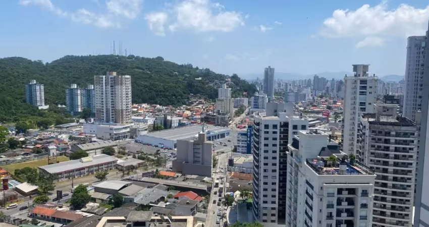 Apartamento com 3 quartos para alugar na Rua Onze de Junho, A, Fazenda, Itajaí