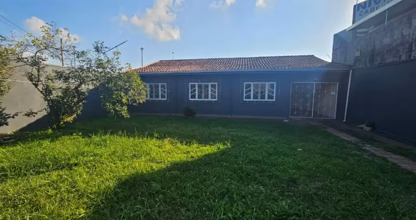 Excelente casa com viabilidade de construção de predio no cordeiros