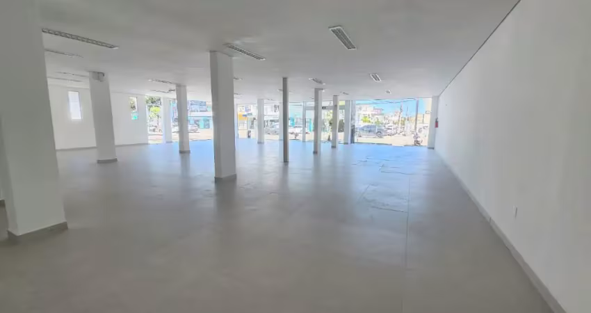 Sala ampla e moderna com 477 m² no centro de bal. camboriú