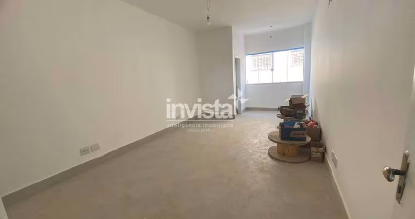 Sala comercial reformada no centro de Santos