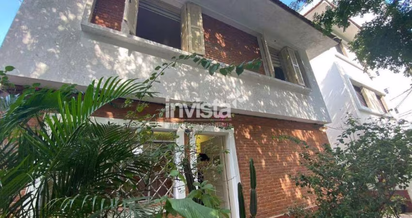 Raridade, casa em Santos, no canal 6 - Bairro Aparecida