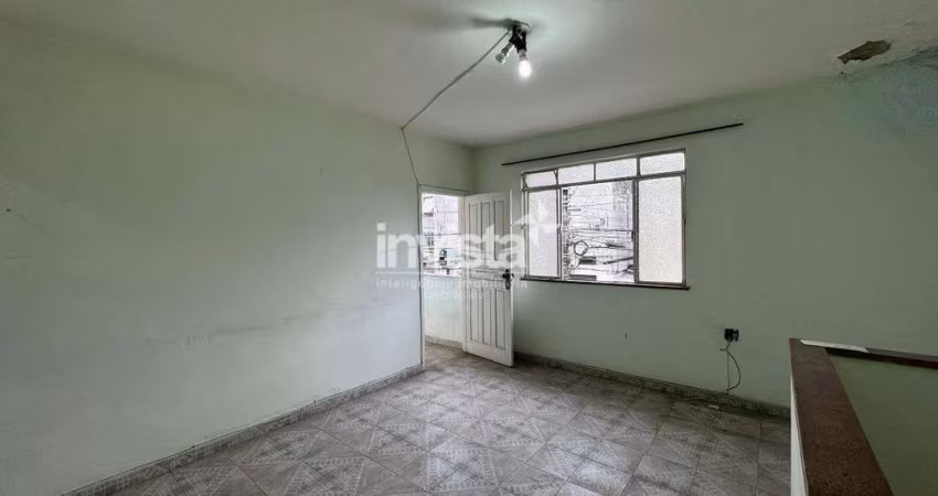 Casa à venda no bairro Encruzilhada