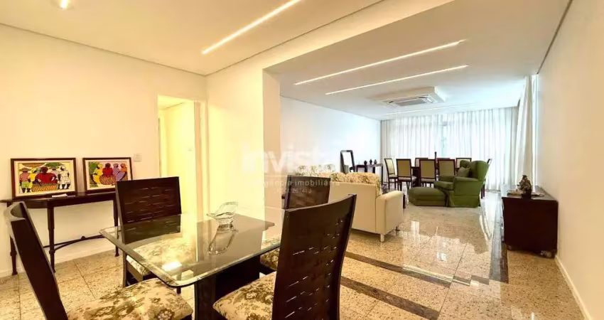 Amplo apartamento no Gonzaga com vista para o mar – 176m² | 3 Dorms (1 Suíte) | 2 Vagas | Frente à praia.