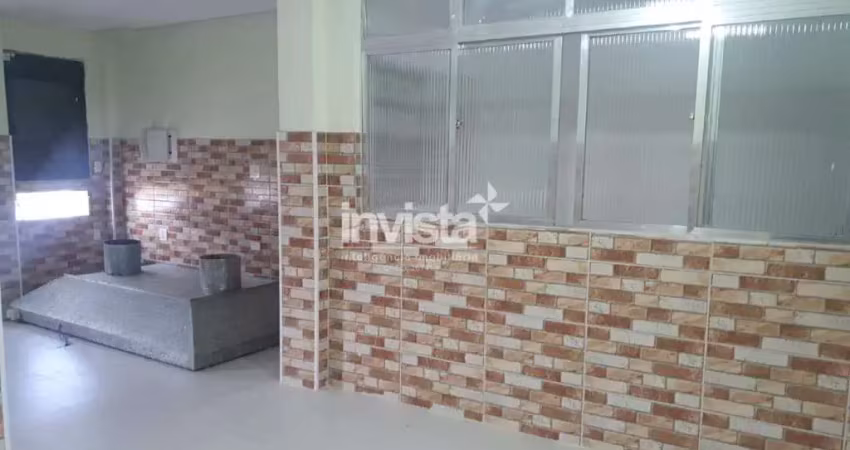 Casa sobreposta alta para alugar no bairro da encruzilhada em santos