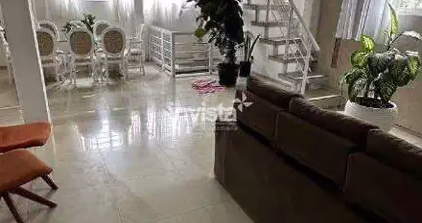 Casa com 3 quartos para alugar na Vila Mathias, Santos 